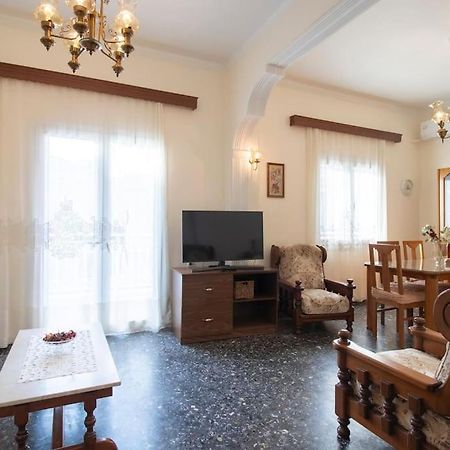 הרקליון Vintage Charm Apt Near Centre מראה חיצוני תמונה