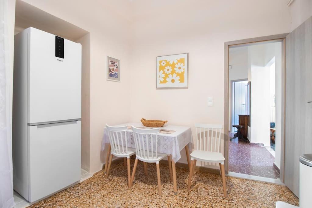 הרקליון Vintage Charm Apt Near Centre מראה חיצוני תמונה