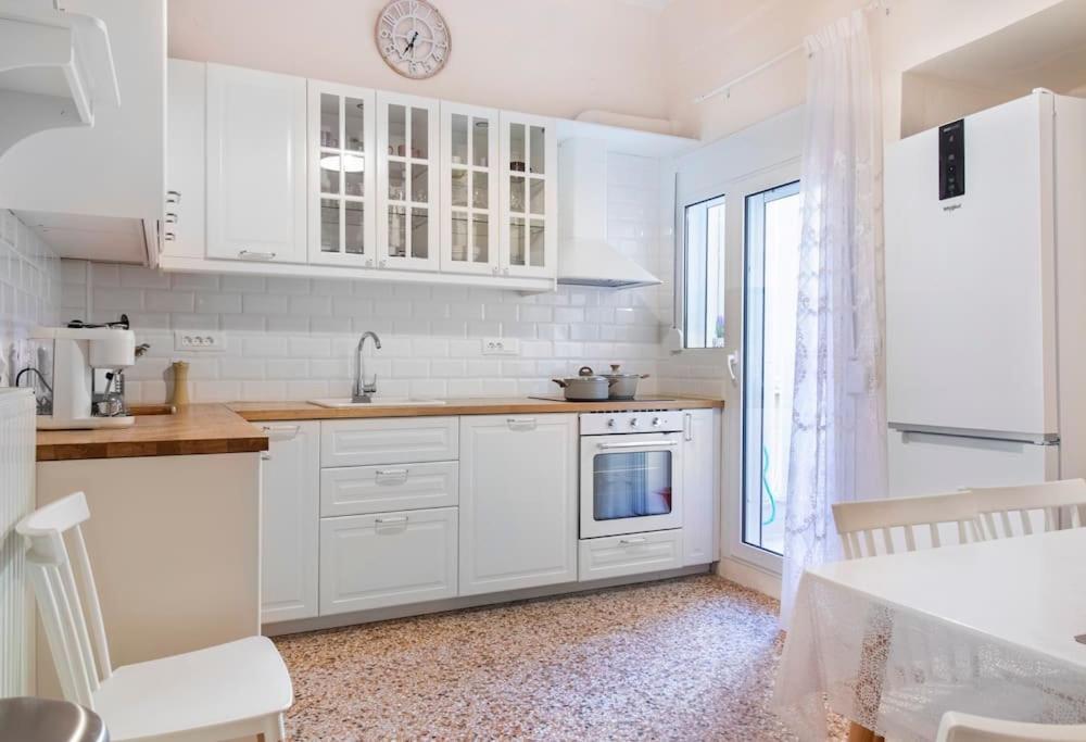 הרקליון Vintage Charm Apt Near Centre מראה חיצוני תמונה