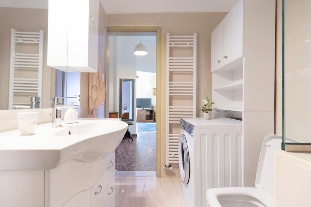 הרקליון Vintage Charm Apt Near Centre מראה חיצוני תמונה